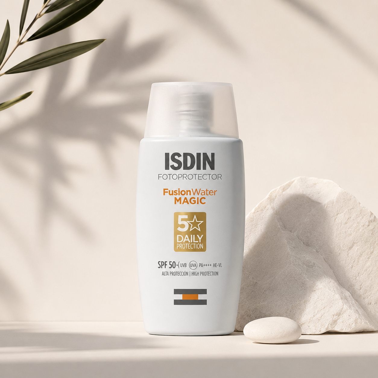 ضد آفتاب ایزدین Fusion Water Magic SPF 50 بی‌رنگ